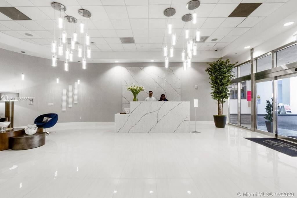דירות Ocean View 35Th Floor, In The Heart Of מיאמי מראה חיצוני תמונה